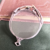 Пенсне-кулон